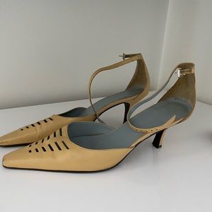 BCBGirls Woman Beige Heel Sandals, Size 8